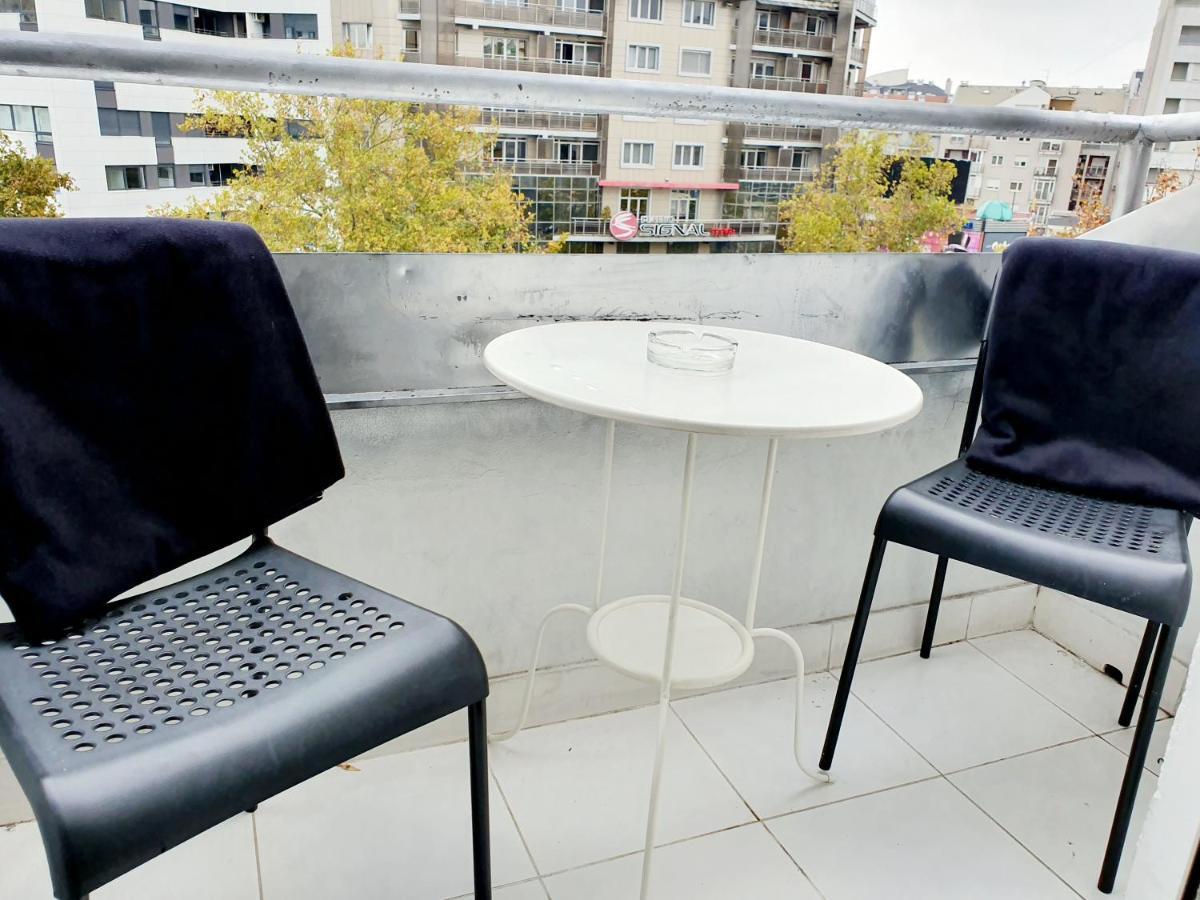 Stan Na Dan Angel Appartement Novi Sad Buitenkant foto